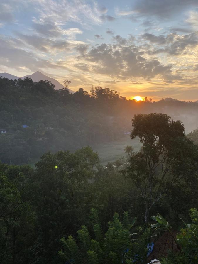 Munnar Bnb ภายนอก รูปภาพ
